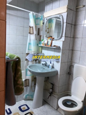 apartament-2-camere-decomandat-finisat-si-mobilat-de-vanzare-ultracentral-in-centru-15
